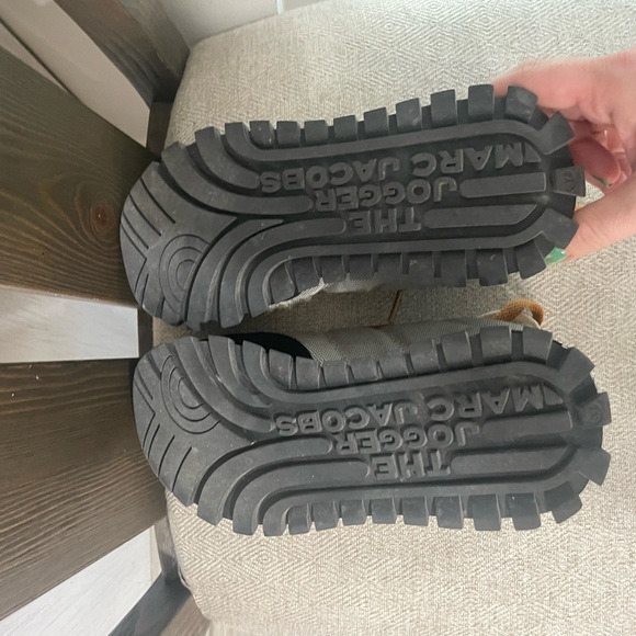 Marc Jacob’s Black/Gray/Gold trainer - Picture 4 of 7